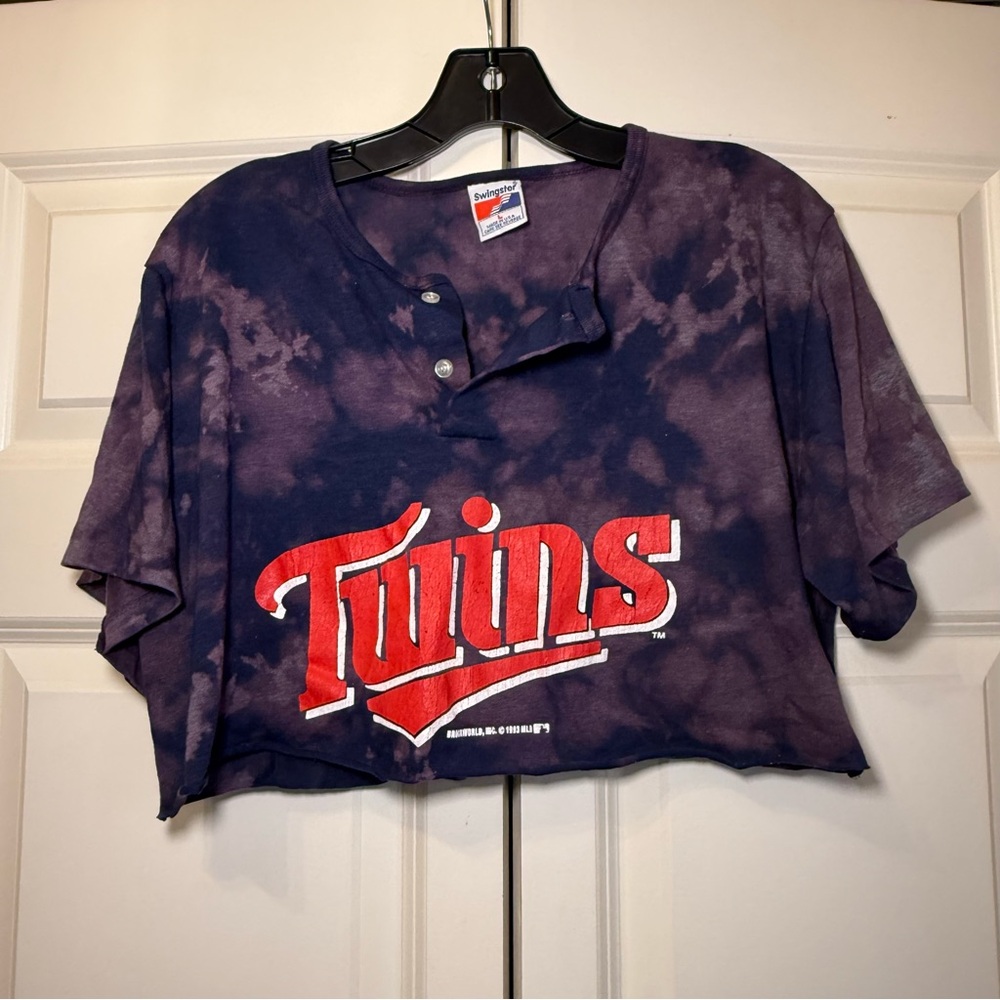 Vintage Minnesota Twins Single Stitch 1993 Tie-Dye Ultra Crop Graphic Shirt Top